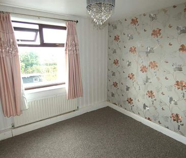 3 Bedroom Terraced House to Rent in Preston - Photo 3