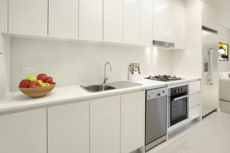 Ground Floor Studio in the Heart of Brookvale – Furnished - Photo 2