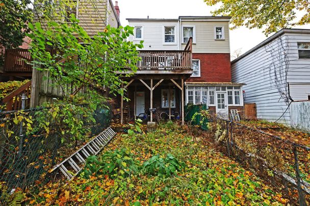 For Lease - 176 Hiawatha Road Unit# Bsmt, Toronto, Ontario - Photo 1