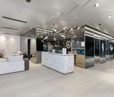 Executive Designer Apartment ** Available Now ** - Photo 3