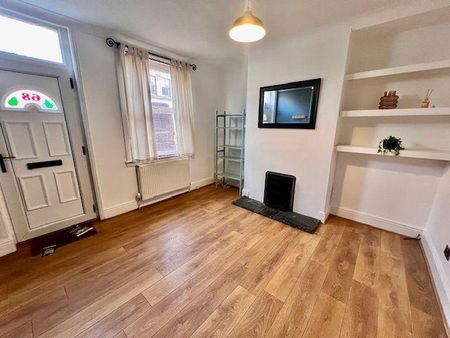 1 bedroom terraced house to rent - Photo 5