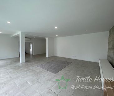 TH2023464 - Charming Detached House - Photo 1