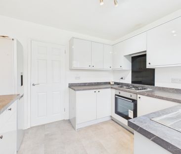 3 bed detached house to rent in Stocklands Way, Prestwood, Great Mi... - Photo 2