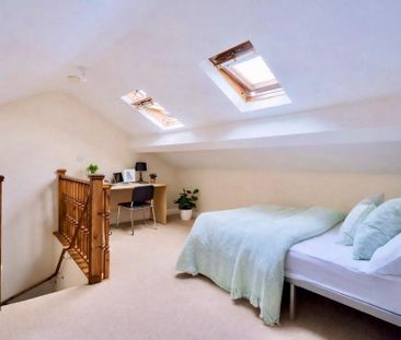 5 bedroom terraced house to rent - Photo 2