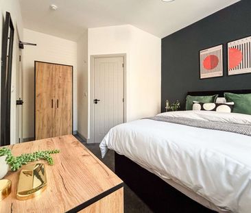 Church Street Room 4 - Photo 5