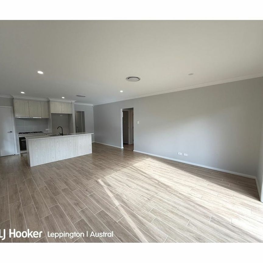 PRIME LOCATION | MOVE IN READY - Photo 1