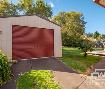 3 Bedroom Rental in an Amazing Area of Town. - Photo 6