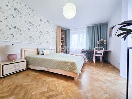 Ogród 150 mkn | 4 pokoje | Garaż | Komórka - Photo 4