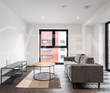 3 Eden Place, London - Photo 3