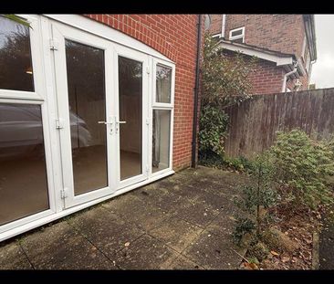 1 bedroom property to rent - Photo 5