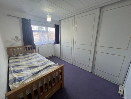 3 bedroom terraced house to rent - Photo 4