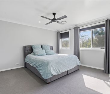 Spacious & Beautifully Finished Family Home in Prime Location - Photo 6