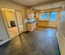 2 BEDROOM Bungalow - Detached - Photo 1