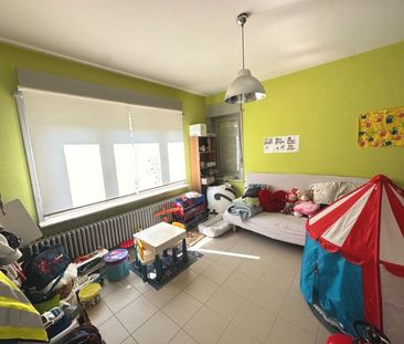 3 slaapkamer woning met garage en grote afgesloten tuin - Foto 1