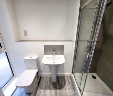 200 Stourbridge Road, Stourbridge, DY9 7BU - Photo 4