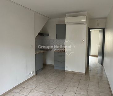 Appartement de village avec petite cour, - Photo 3