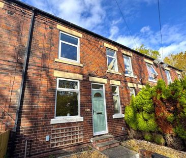 3 bedroom terraced house to rent - Photo 3