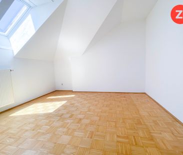 Einbau einer Küche möglich! 3- Zimmer Wohnung mit Loggia und Parkpl... - Foto 1
