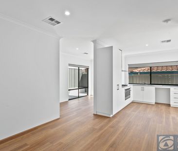 Home in amazing location HOME OPEN WEDNESDAY APRIL AT 9.30AM SHARP! - Photo 1