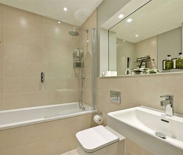 Welcome to this impeccably finished duplex apartment, where every d... - Photo 6