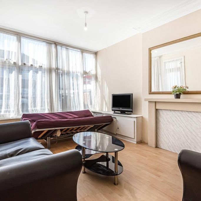 4 bedroom house to rent - Photo 1