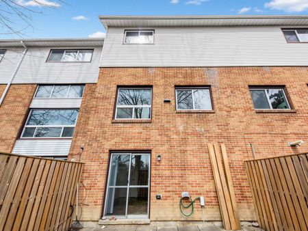 For Lease - 49 Jenny Wrenway N/A, Toronto, Ontario - Photo 5