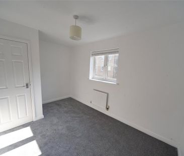 2 bedroom semi-detached house to rent - Photo 6
