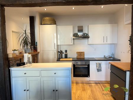 Location Appartement 4 pièces 80m² ST LEONARD DE NOBLAT 87400 - Photo 3