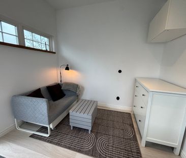 Midvintervägen, Skogås - Photo 3