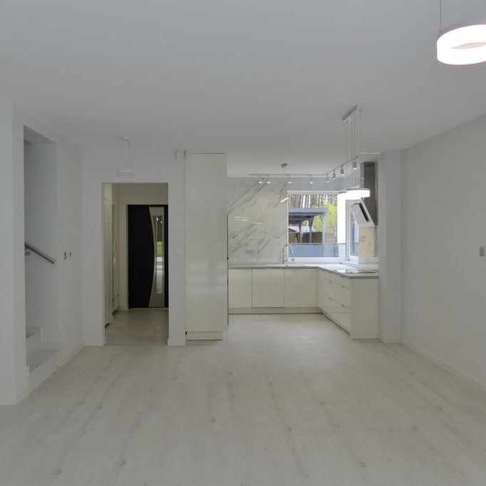 Dom, Zielona Góra, 5 pokoi - Photo 1