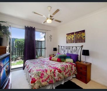Freestanding 3 Bedroom Home in Convenient Tweed Heads South Locatio... - Photo 3