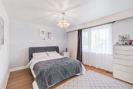 For Lease - 151 Newton Drive, Toronto, Ontario - Photo 2