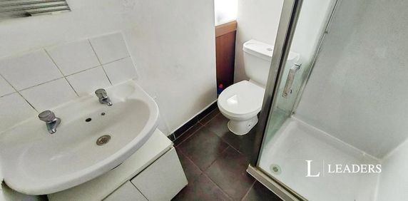 1 bedroom apartment to rent West Road, Westcliff-on-Sea, Essex, SS0 - Photo 2