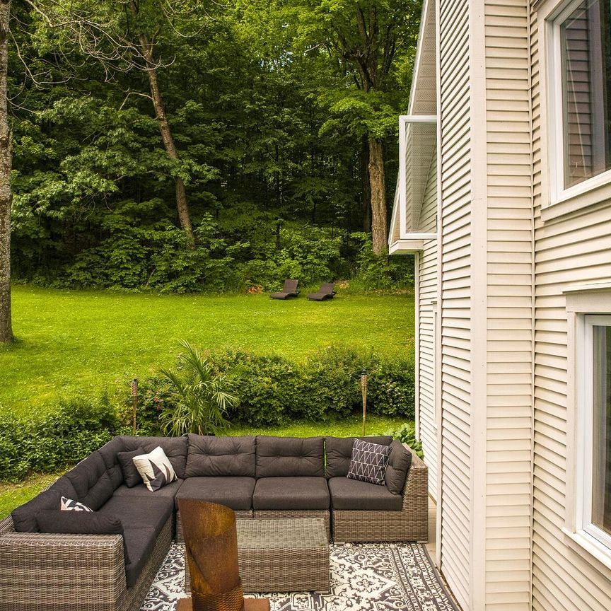 Maison unifamiliale détachée à vendre à Bromont - Photo 1