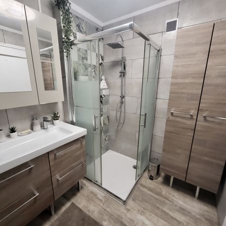 Location Appartement 5 pièces 24m² MARSEILLE 9ème - Photo 4