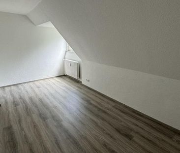 Klein und fein! Renovierte 1-Zimmer-Wohnung in Gelsenkirchen Scholven - Photo 2