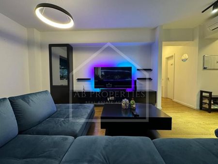 Apartament 3 camere | 40 mp curte | Parcare Inclusa | Aviatiei - Photo 3