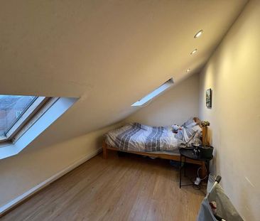 5 bedroom semi-detached house to rent - Photo 5