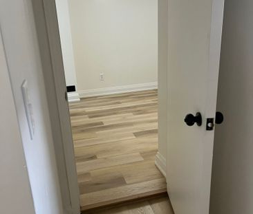 For Lease - 98 Frontenac Avenue Unit# 1, Toronto, Ontario - Photo 2