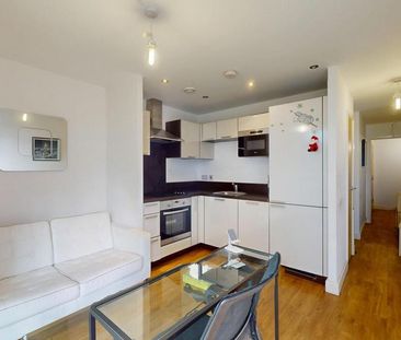 2 bedroom apartment to rent - Photo 3