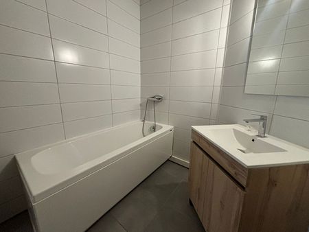 Location Appartement 1 pièce 22m² - Photo 4