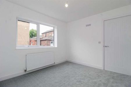 Westfield Terrace, Wakefield, WF1 - Photo 2