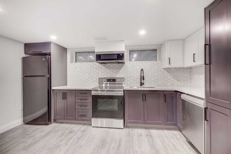 For Lease - 901 Brimorton Drive Unit# Bsmt, Toronto, Ontario - Photo 5