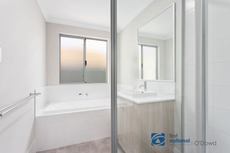 2C Kathleen Close, 6057, Maida Vale Wa - Photo 2