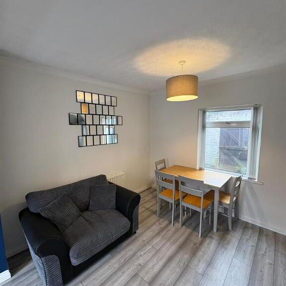 47 Sandbrook Park, Belfast, BT4 1NL - Photo 1