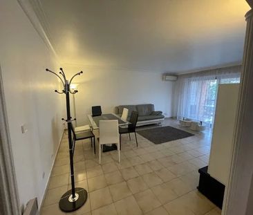 Location Appartement 2 pièces 54m² NICE 06200 - Photo 1