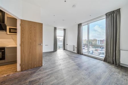 1 bedroom apartment to rent - Photo 2