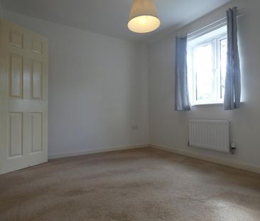 4 bedroom detached house to rent - Photo 3