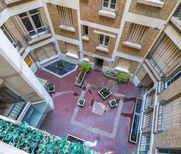 location Appartement T1 DE 32.9m² À PARIS - Photo 3