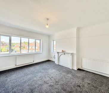 3 bedroom flat to rent - Photo 1